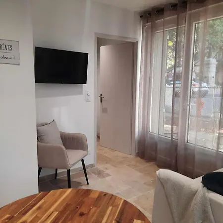 1 - Avec Terrasse, Clim, Wifi - Tu Elleta アパート