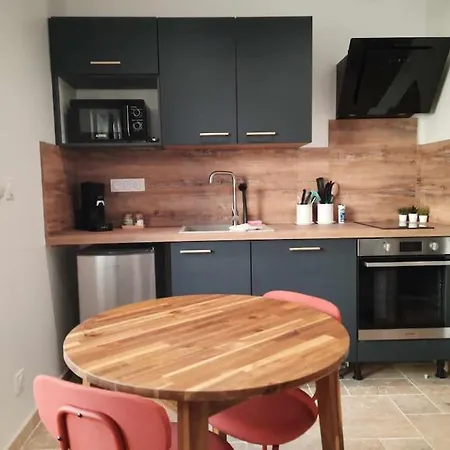 Apartment 1 - Avec Terrasse, Clim, Wifi - Tu Elleta