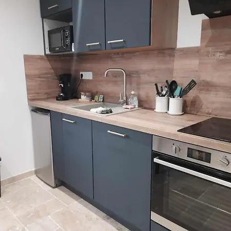 1 - Avec Terrasse, Clim, Wifi - Tu Elleta Apartment Tulette